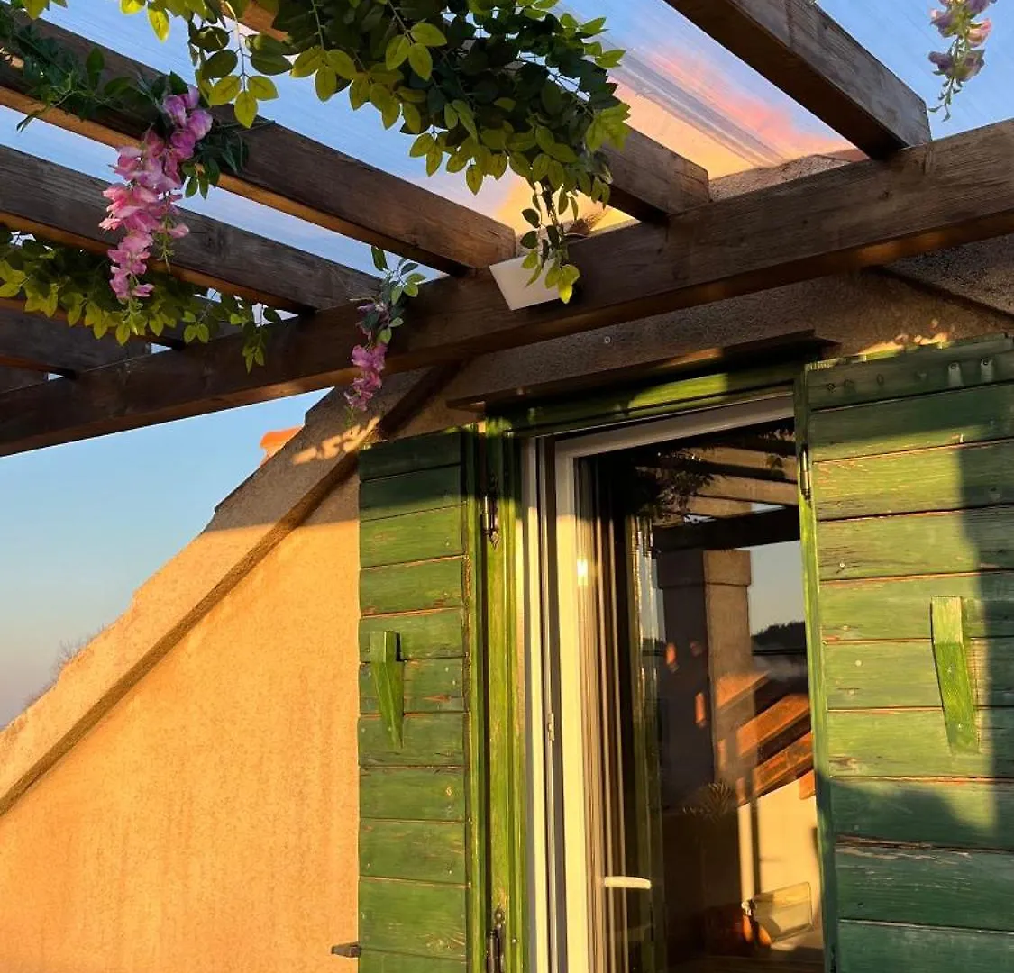 Holiday House Rea With Bbq And Two Terrace Sveti Donat Feriehus